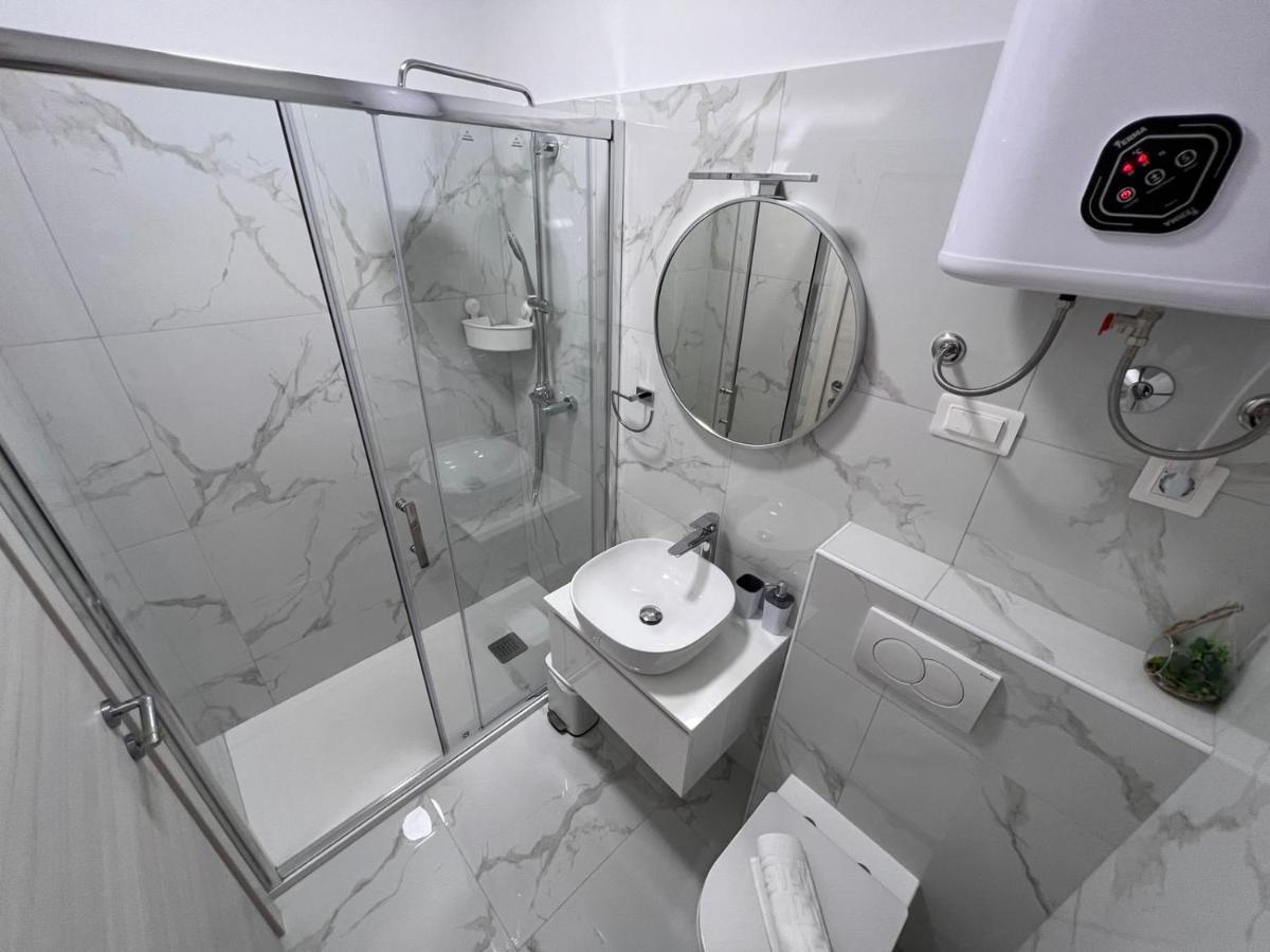 Apartments Iskra Ровинь Экстерьер фото