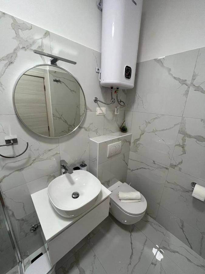 Apartments Iskra Ровинь Экстерьер фото