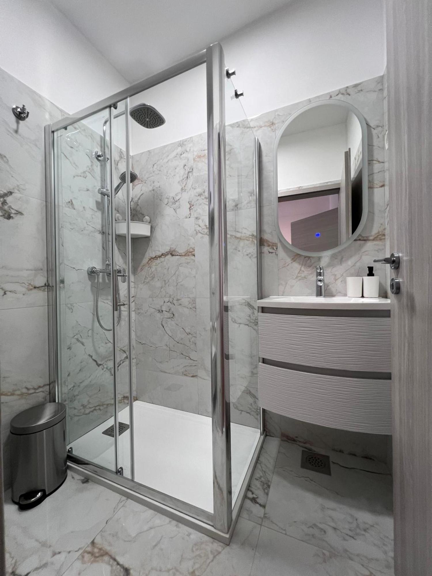 Apartments Iskra Ровинь Экстерьер фото